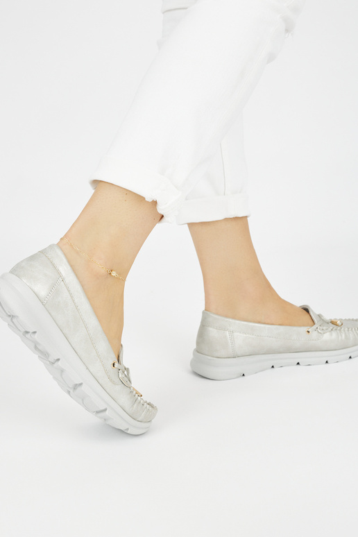 zilverkleurige comfortabele mocassins...