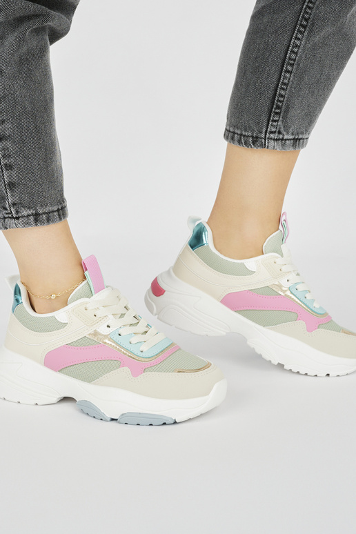 Sportieve damesschoenen met dikke zool Sportieve damesschoenen met dikke zool