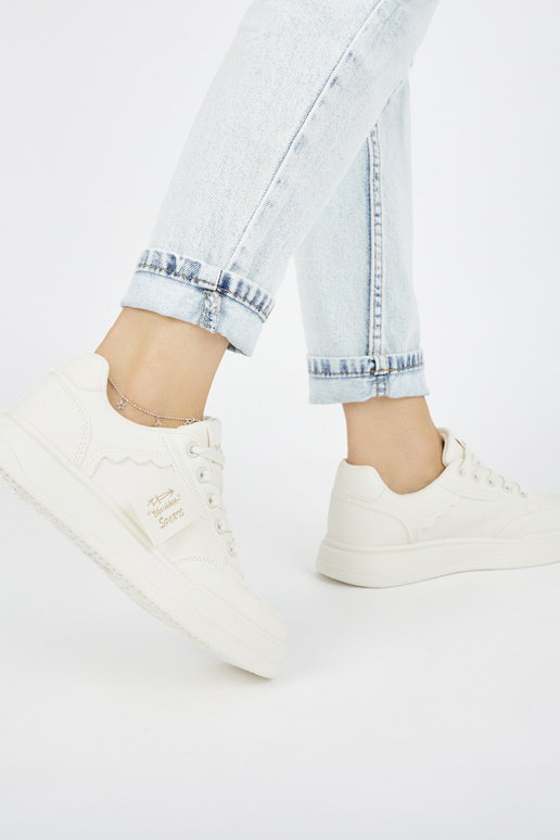 beige Sneakers model schoenen