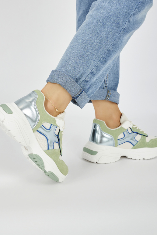 Vrijetijdsschoenen voor dames in... Vrijetijdsschoenen voor dames in...