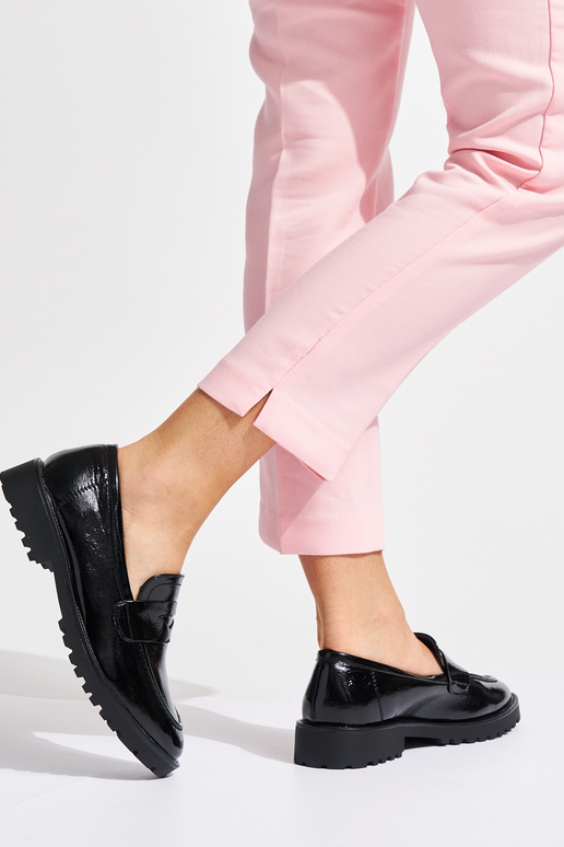 Mocassins met lakeffect in zwarte kleur Mocassins met lakeffect in zwarte kleur