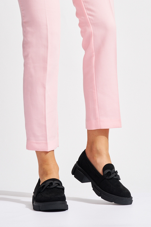 Zwarte damesmocassins met ketting