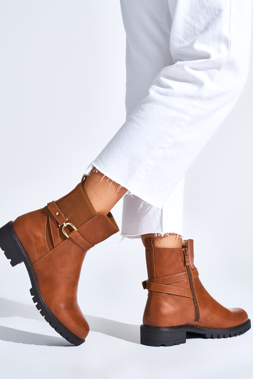 bruine damesschoenen met decoratieve... bruine damesschoenen met decoratieve...