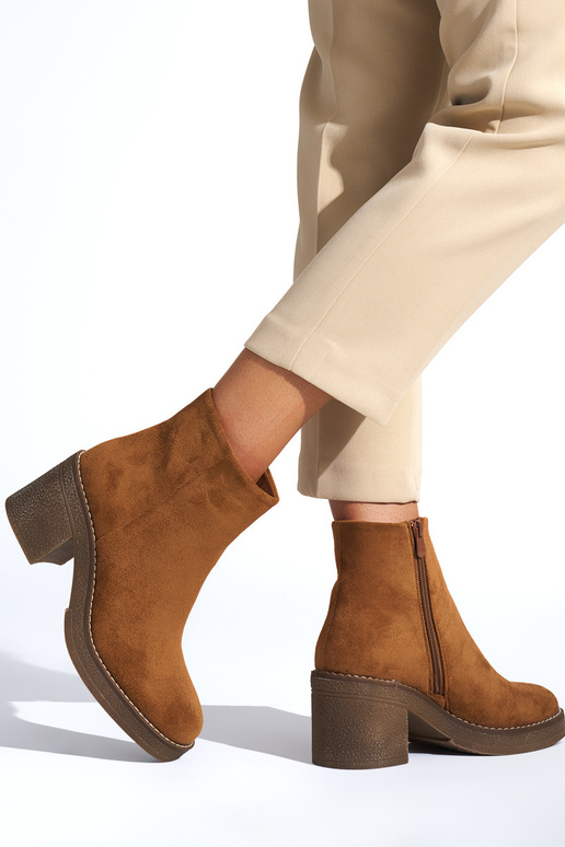 bruine damesschoenen op de hiel bruine damesschoenen op de hiel