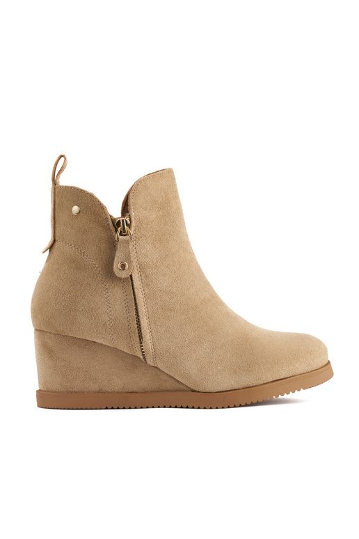 beige damesschoenen met sleehak beige damesschoenen met sleehak