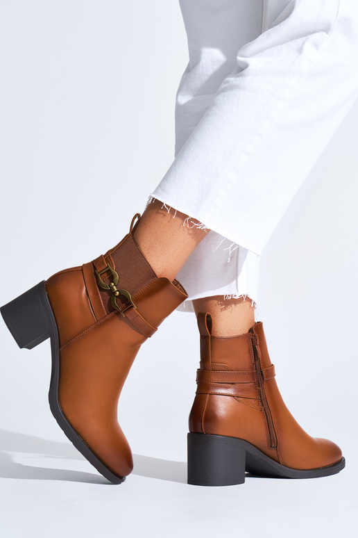 bruine damesschoenen op de hiel bruine damesschoenen op de hiel