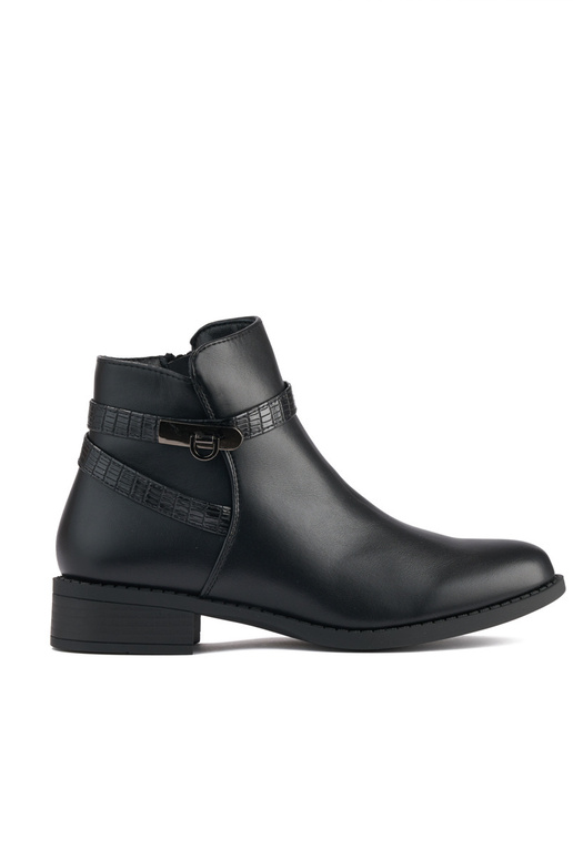 zwarte damesschoenen op een lage hak zwarte damesschoenen op een lage hak