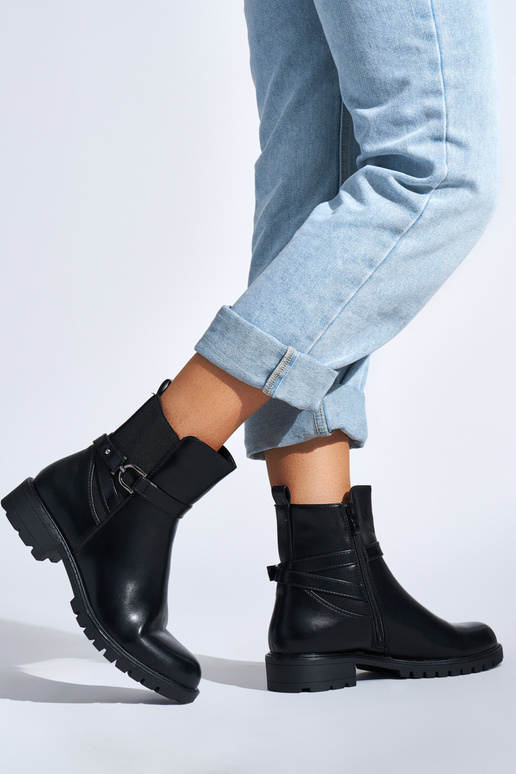 zwarte damesschoenen met decoratieve... zwarte damesschoenen met decoratieve...