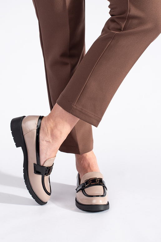 beige gelakt Dames mocassins met gespen