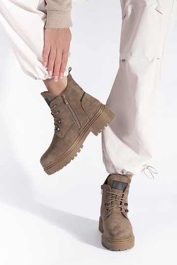 beige laarzen van Sergio Leone 2