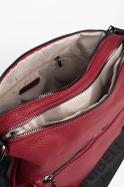 rode damestastype rugzak met kwastjes