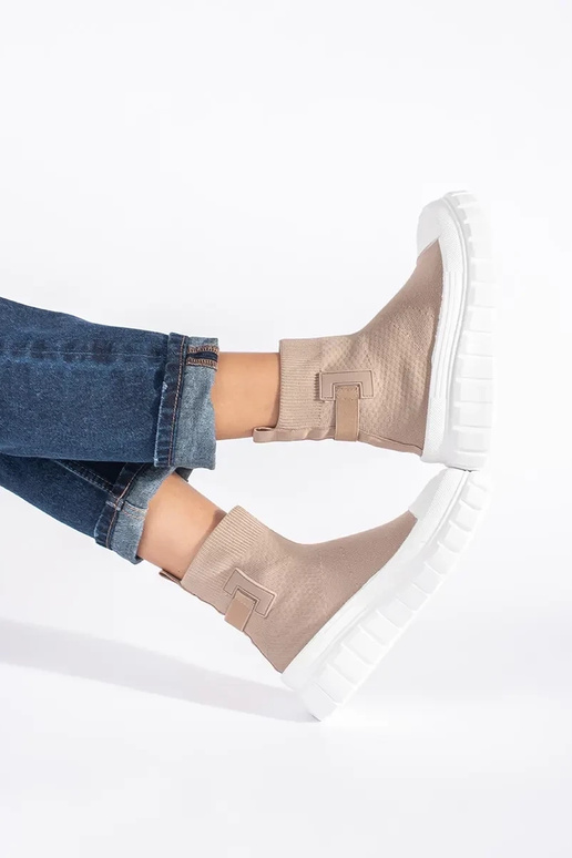 beige hoog schoenen met platform