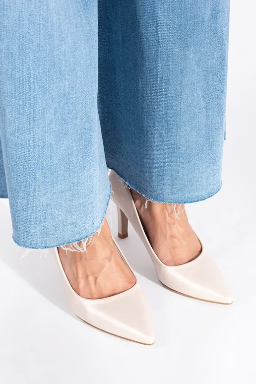 Het klassieke model elegant perłoIne... Het klassieke model elegant perłoIne...