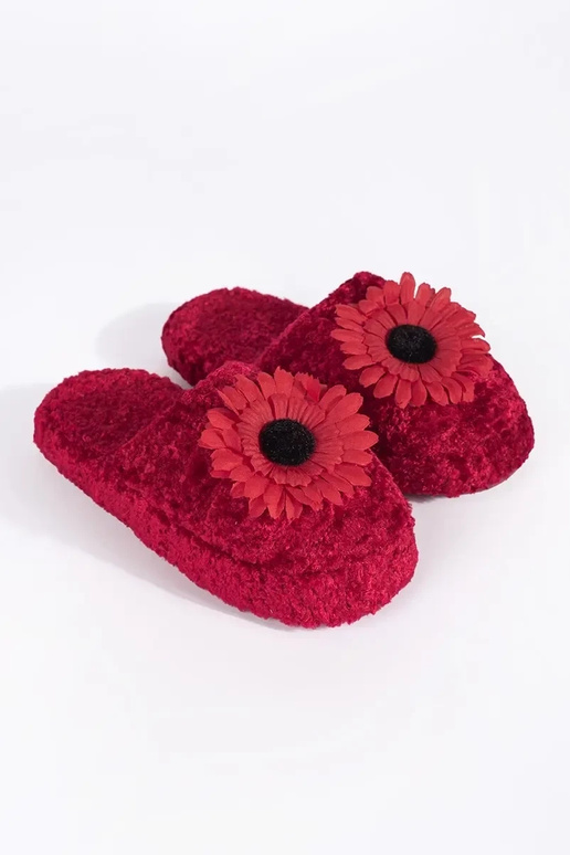 Rode kind slippers met bloemenversiering