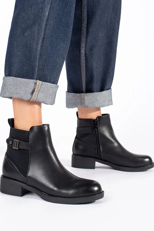 zwarte damesschoenen op lage hak