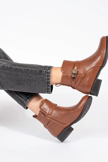 Bruine damesschoenen met... 2