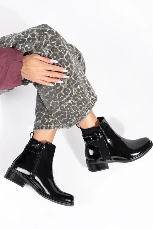 met lakeffect zwarte damesschoenen met lakeffect zwarte damesschoenen