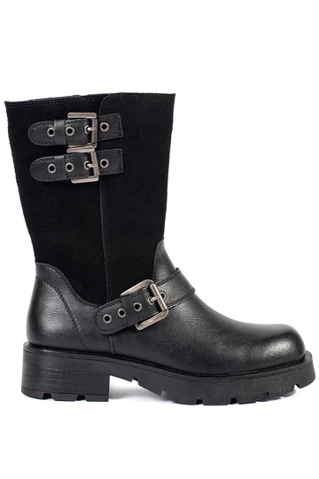 Zwarte leren damesschoenen...