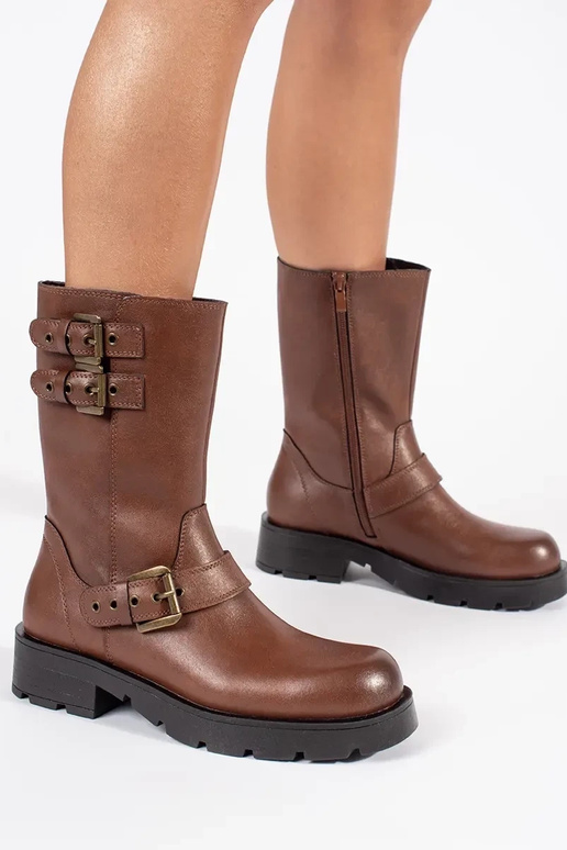 Bruine leren damesschoenen met gespen...