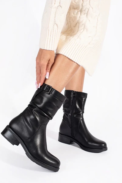 zwart lederen geïsoleerde damesschoenen zwart lederen geïsoleerde damesschoenen