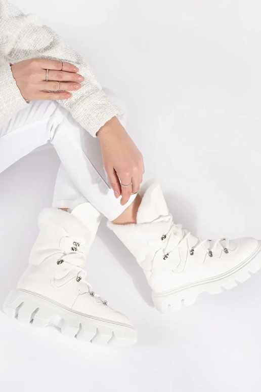 Initte kleur geregen SnoInboots voor...