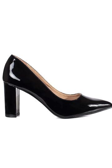 Elegante stijl gelakt...