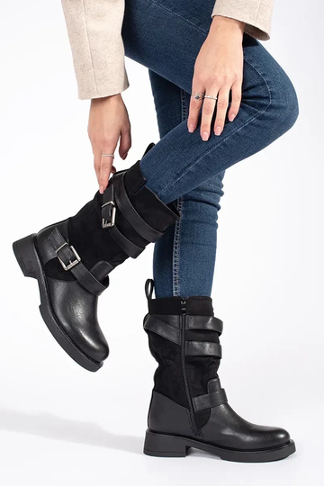 zInart dames laarzen op een... 2