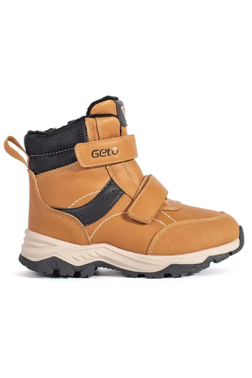 opInarmen jongensachtig...