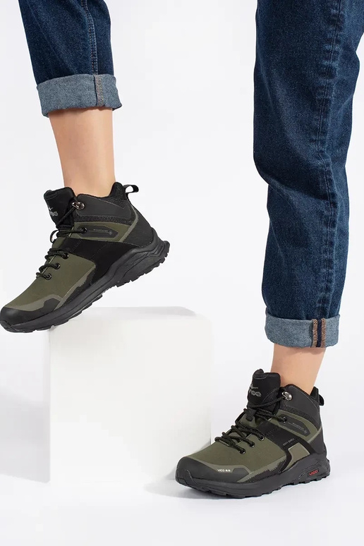 kaki kleuren Trekkingschoenen geïsoleerd kaki kleuren Trekkingschoenen geïsoleerd