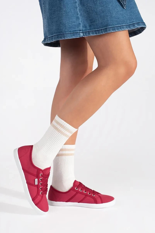 Rode lage schoenen voor vrouwen