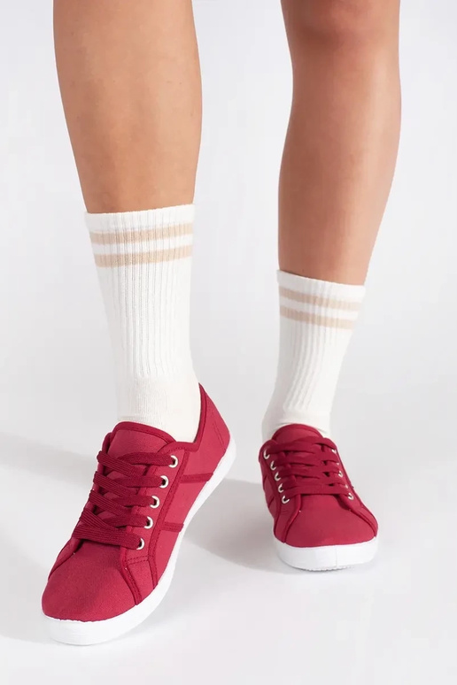 Rode lage schoenen voor vrouwen