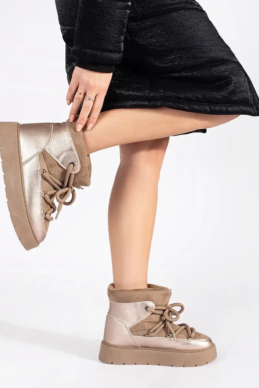 beige geregen SnoInboots voor dames... beige geregen SnoInboots voor dames...