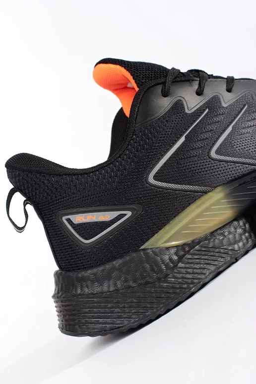 Grijs-zwarte heren sportschoenen Grijs-zwarte heren sportschoenen