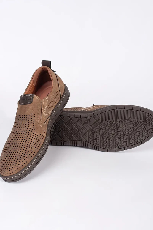 Bruine opengewerkte heren mocassins Bruine opengewerkte heren mocassins