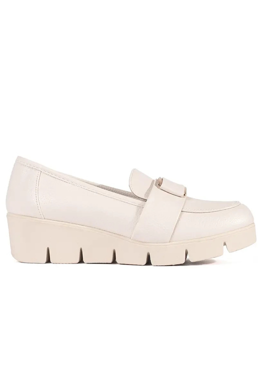 Blauwe mocassins van suède met ketting