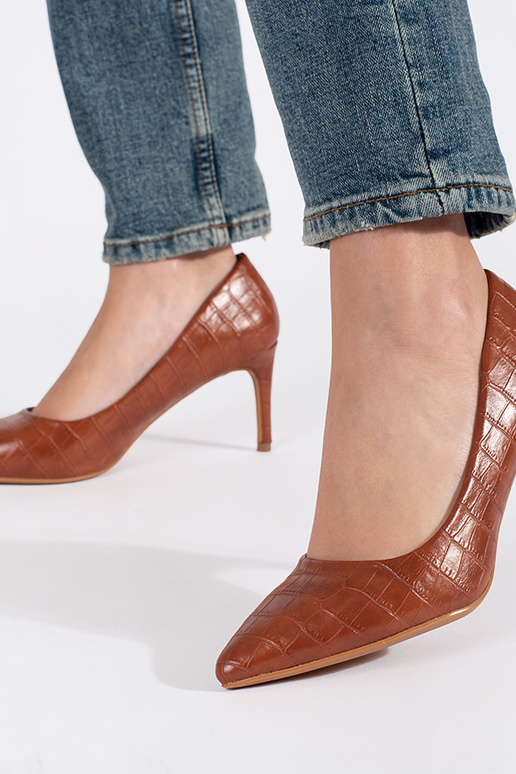 Bruine kleuren hakken op hak