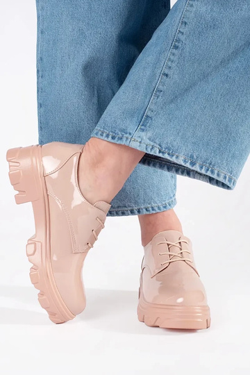 Schoenen met laklook en... 2