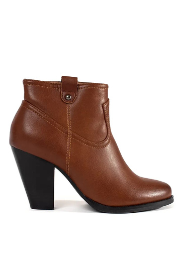 Bruine pumps