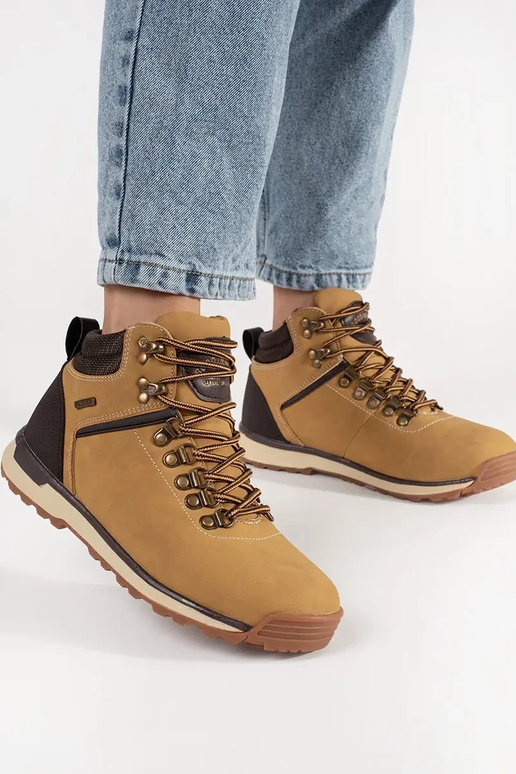 Bruine trekking schoenen