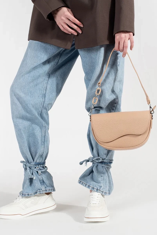 Ivoorkleurige tas van type nerka