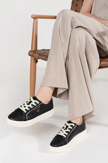 Zwarte leren sneakers model... 2