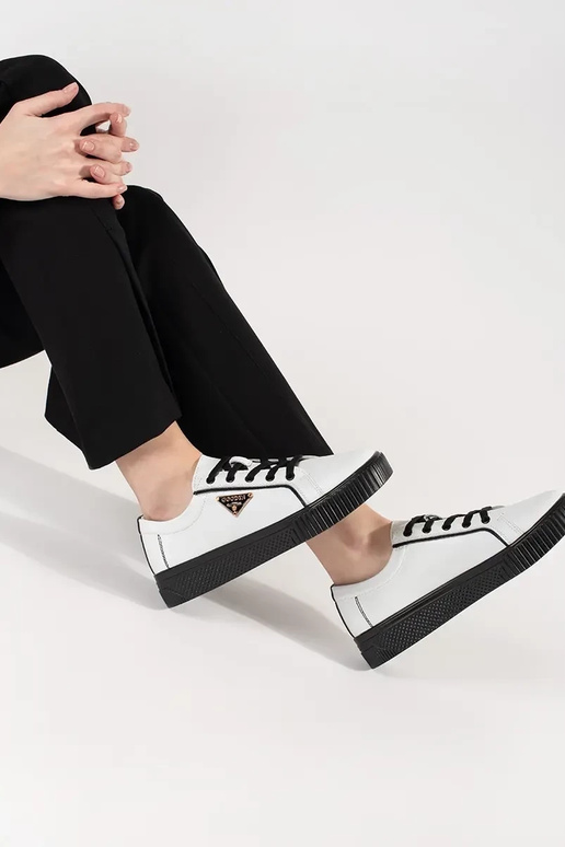 Leer witte kleur-zwarte kleur... Leer witte kleur-zwarte kleur...