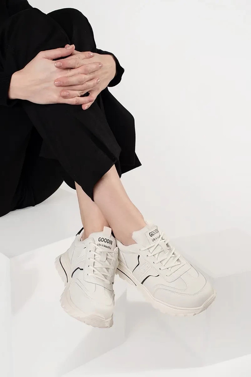 Leren sportschoenen op dikke zool