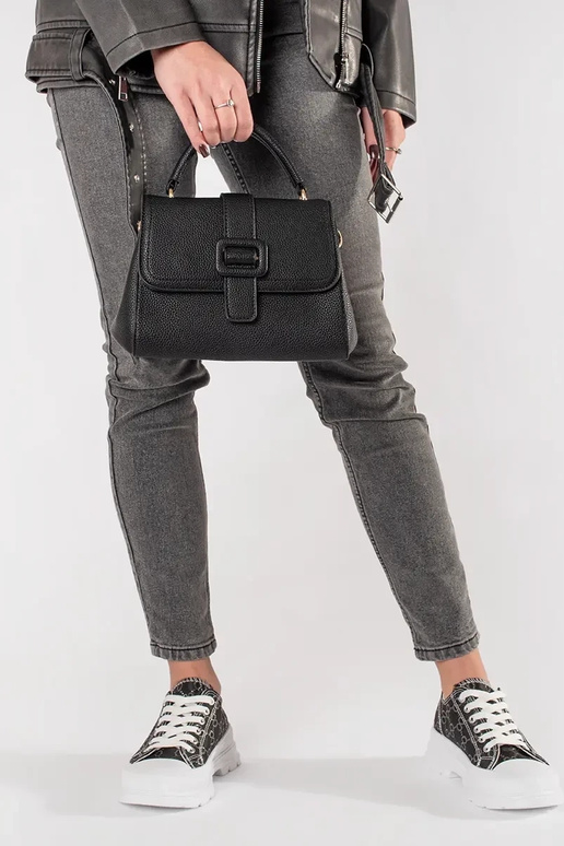 Zwarte kleine tas met gouden elementen