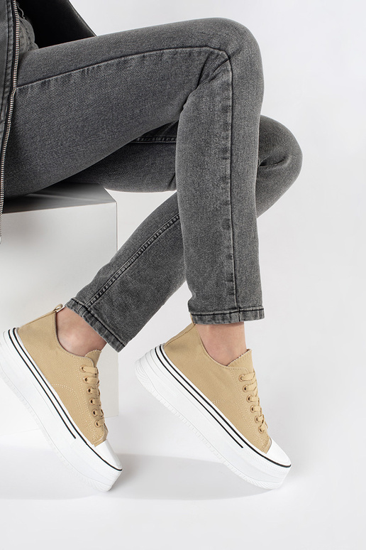 Zand Sportschoenen met dikke zool Zand Sportschoenen met dikke zool