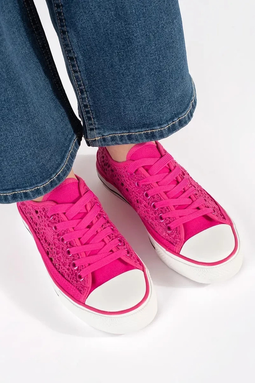 Roze geperforeerde schoenen Roze geperforeerde schoenen