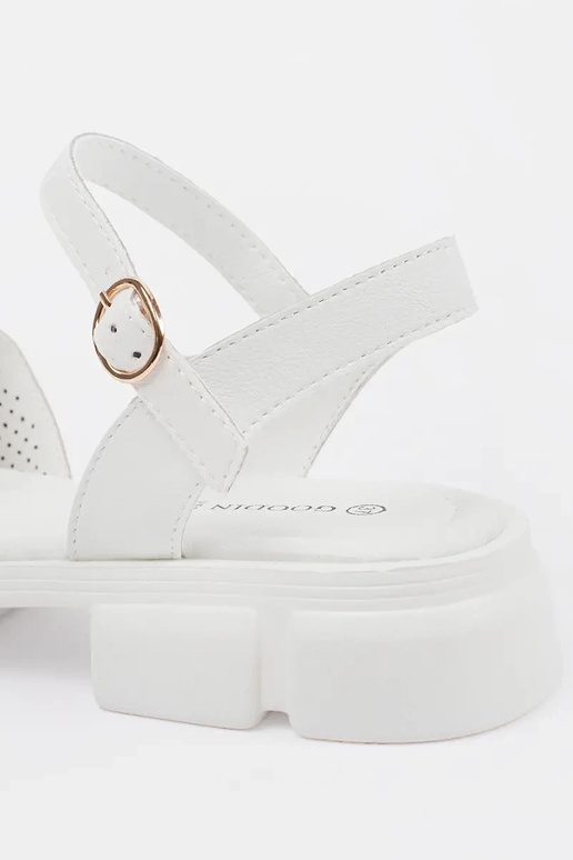 Witte sandalen met platform Witte sandalen met platform