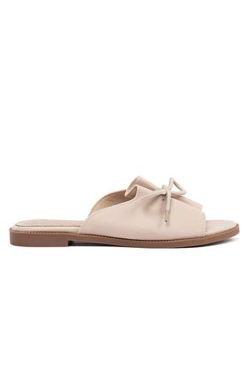 Beige slippers met bandje