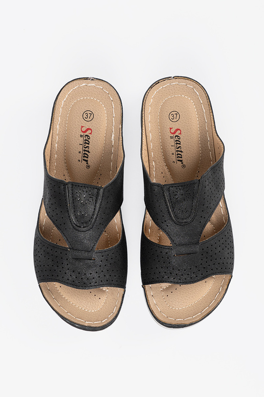 Comfortabele slippers met uitrusting...