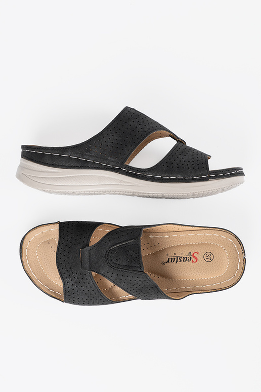 Comfortabele slippers met uitrusting...